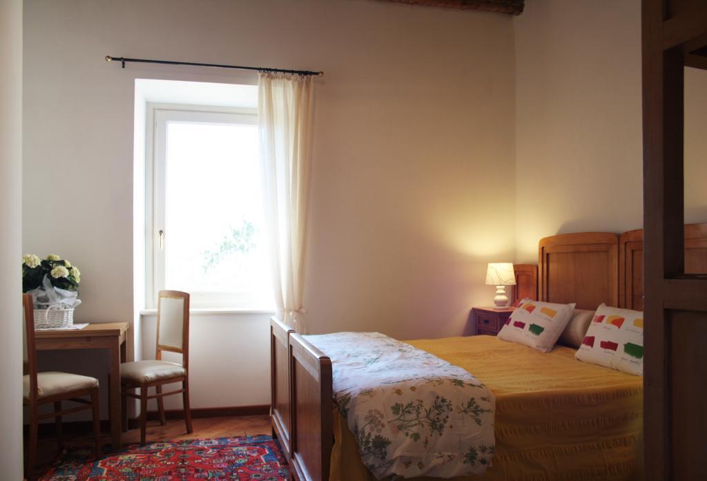 Antico Glicine B&B Maslianico Стая снимка